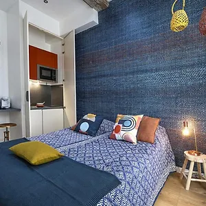 Le Petit Claude Bernard - Cosy Bellecour , Lyon France