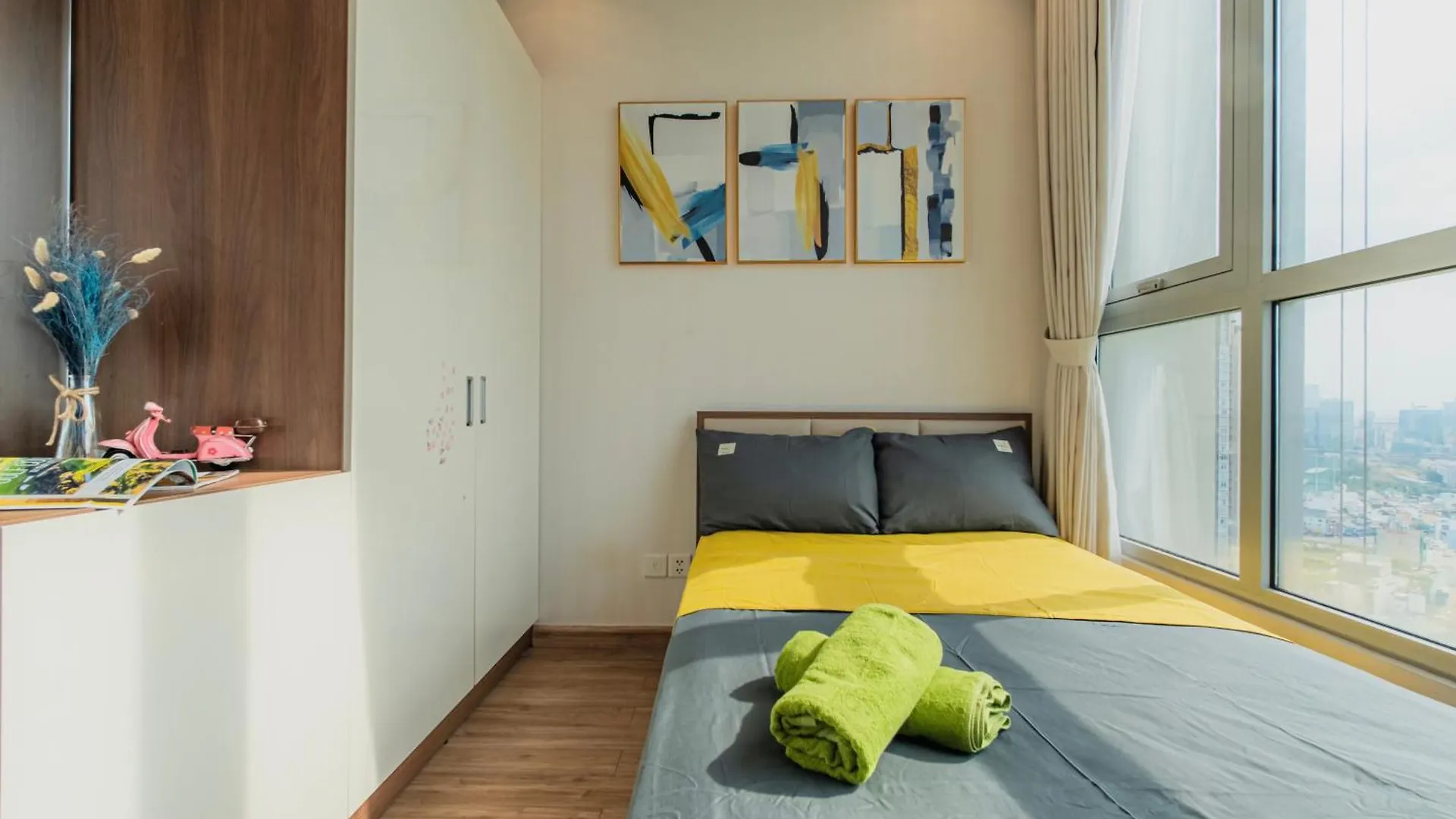 Central Apartments - Vinhomes Central Park, Landmark 81 Area & Ice Skating Rink Hô Chi Minh-Ville 0*,  Vietnam